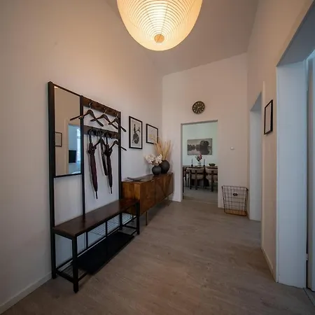 Appartamento 115 M2 Design-loft Mit 3 Sz, Beamer & Balkon Francoforte sul Meno
