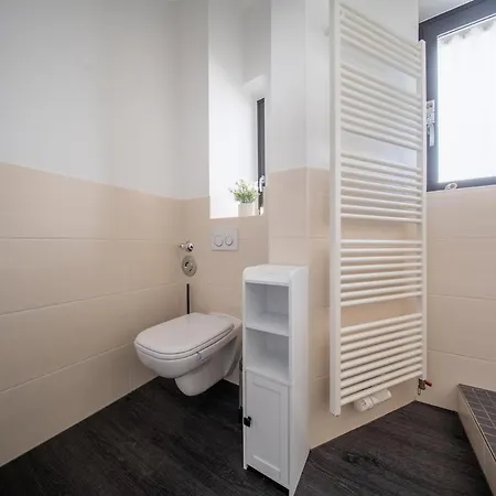 115 M2 Design-loft Mit 3 Sz, Beamer & Balkon *