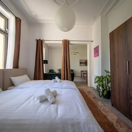 115 M2 Design-loft Mit 3 Sz, Beamer & Balkon Francoforte sul Meno