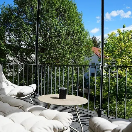 Appartamento 115 M2 Design-loft Mit 3 Sz, Beamer & Balkon *