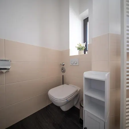 115 M2 Design-loft Mit 3 Sz, Beamer & Balkon